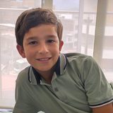 Estudiante de EdsDoo sonriendo